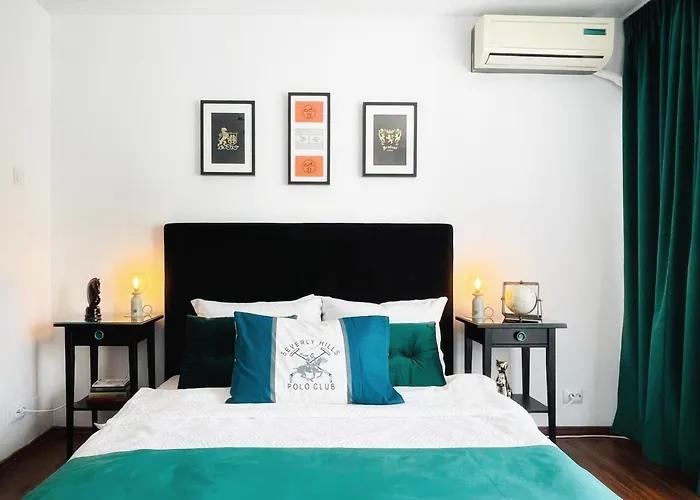 Madra One بوخارست